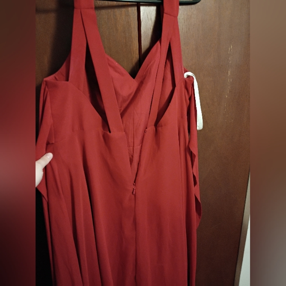 Beautiful Rust Coloured Formal Gown - Picture 2 of 3
